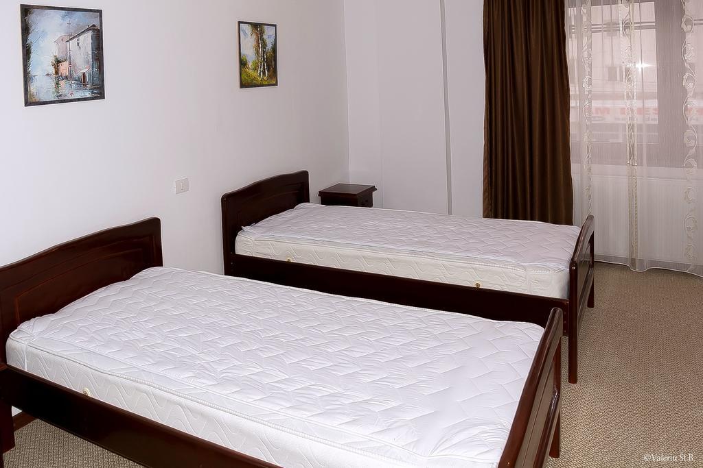 Casa Caprioara Hotel Petroşani Стая снимка