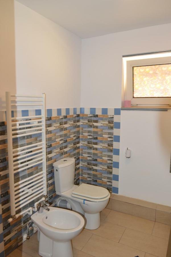 Casa Caprioara Hotel Petroşani Екстериор снимка
